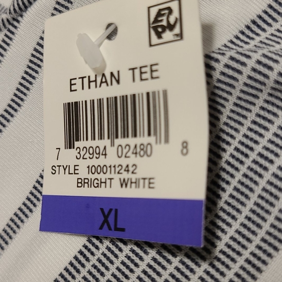 Alfani stretch V-neck geo white t-shirt - Picture 16 of 16